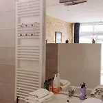 Kahlo Omaha فندق مبيت وإفطار